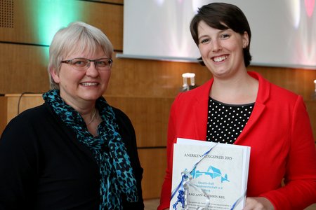 Studentin Ann-Kathrin Keil erhielt den GfB-Anererkennungspreis