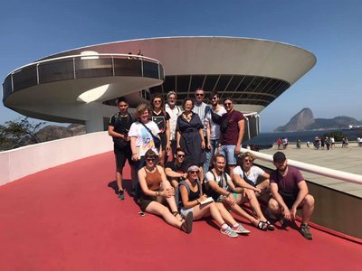 Elf Studierende der Architektur lernten während ihrer Brasilien-Exkursion die Wohnraumnot der Millionenstadt São Paulo kennen.