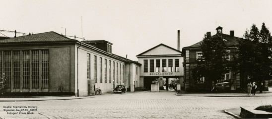 Schwarz-weiß-Foto von Gebäuden.  Foto: Stadtarchiv Coburg Fo._07.15._00028