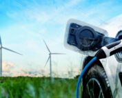 Symbolbild: Windräder und Energie