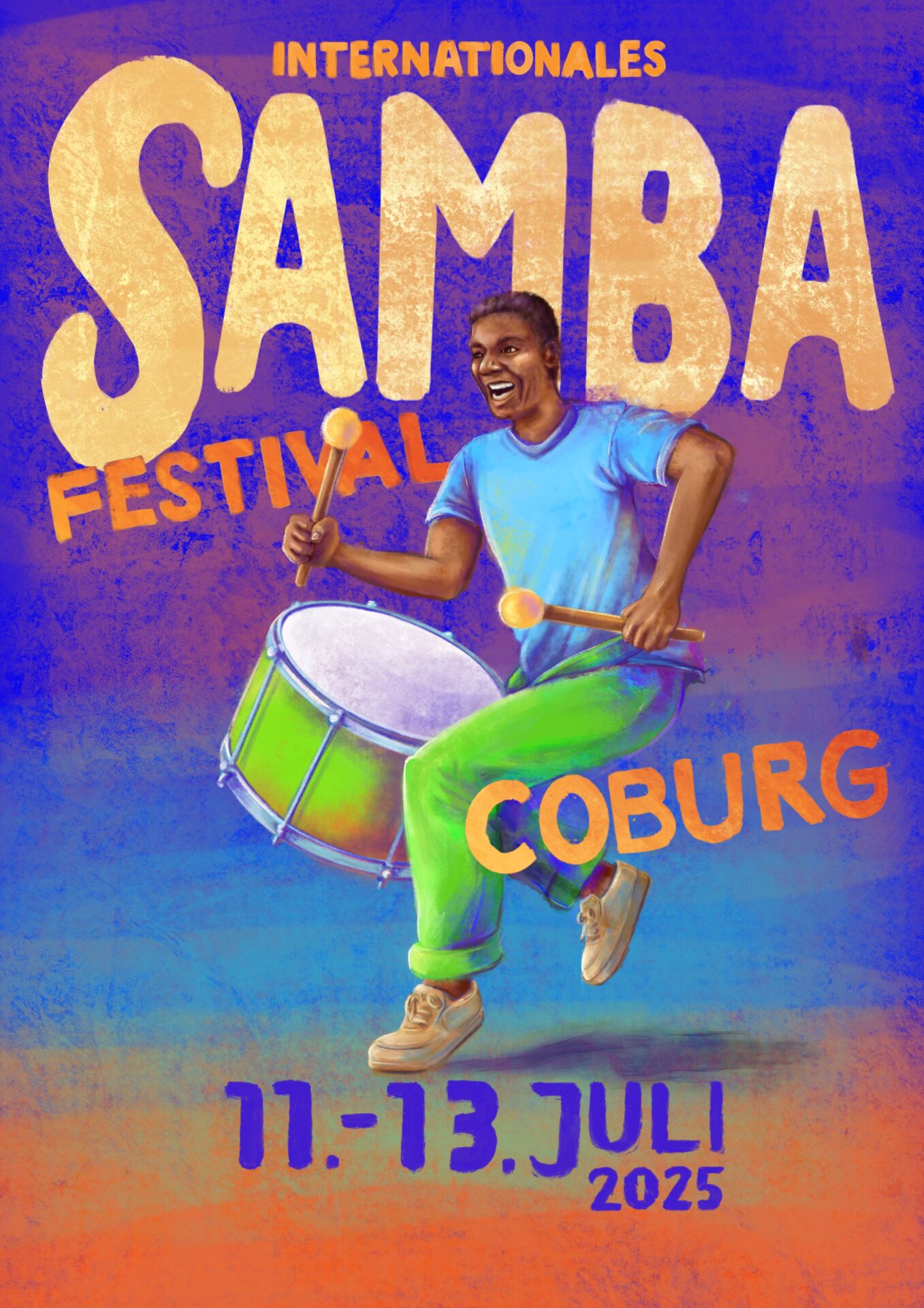 Illustration einer lächelnden Person, die mit Trommelstöcken auf einer Trommel spielt, als Werbung für das "Internationale Samba Festival Coburg" und dessen Samba-Festival 2025 Plakatwettbewerb, das vom 11. bis 13. Juli stattfindet. Der Hintergrund ist in leuchtenden Blau-, Lila- und Orangetönen gehalten. at Hochschule Coburg