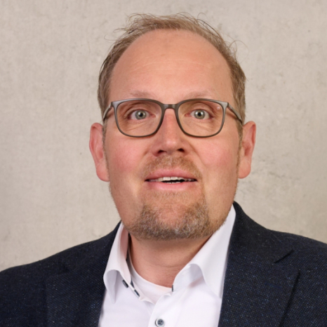 Dr. Matthias J. Kaiser